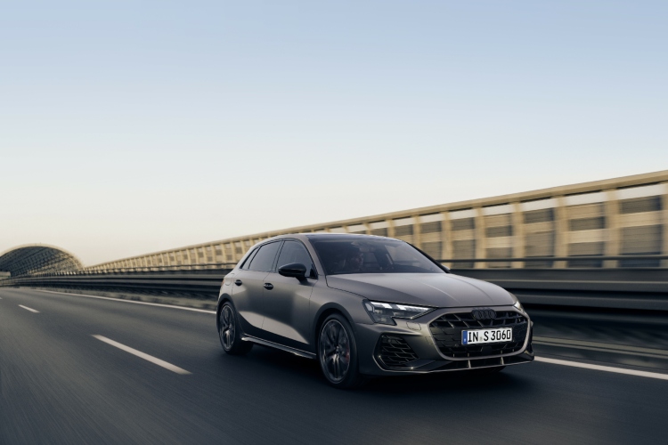 visoke-performanse-agilnost-izrazajnost-novi-audi-s3-85