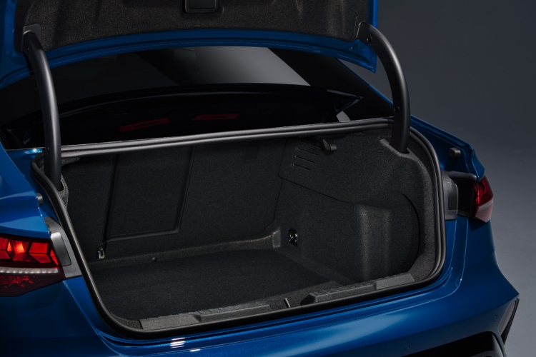 visoke-performanse-agilnost-izrazajnost-novi-audi-s3-122