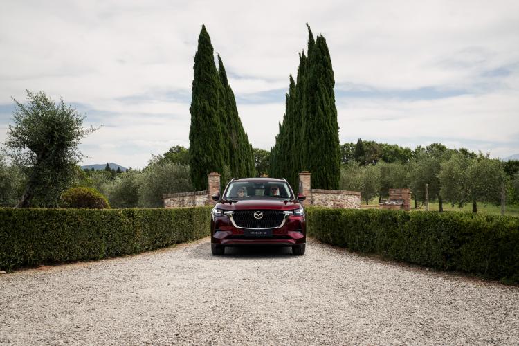 potpuno-novi-mazda-cx-80-udobnost-prakticnost-i-svestranost-dizajnirani-u-japanu-41