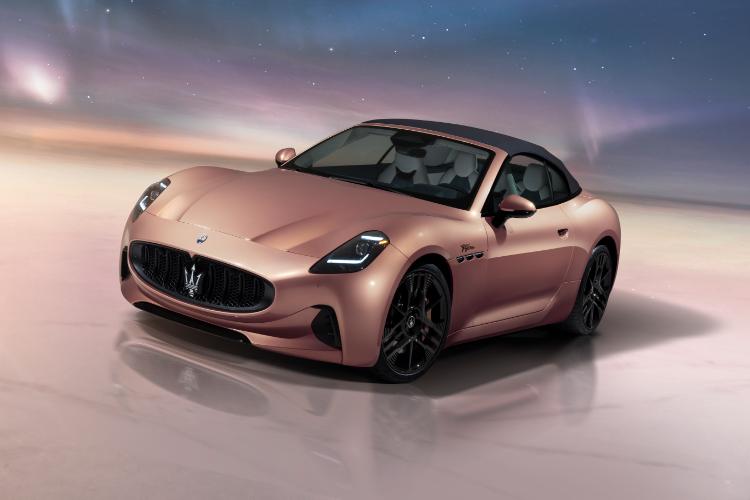 2025-maserati-grancabrio-folgore-zavodljivi-elektricni-kabriolet-dolazi-na-scenu-22