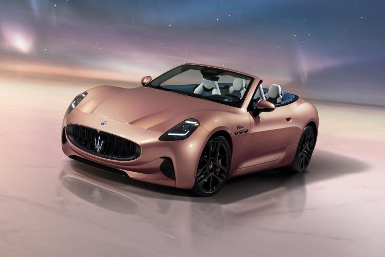 2025-maserati-grancabrio-folgore-zavodljivi-elektricni-kabriolet-dolazi-na-scenu-52