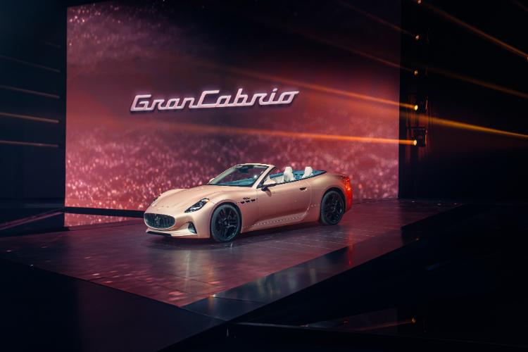 2025-maserati-grancabrio-folgore-zavodljivi-elektricni-kabriolet-dolazi-na-scenu-68