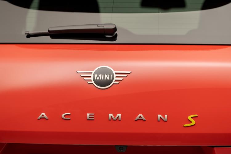 mini-aceman-prvi-crossover-model-za-segment-premijum-malih-automobila-25