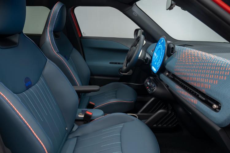 mini-aceman-prvi-crossover-model-za-segment-premijum-malih-automobila-27