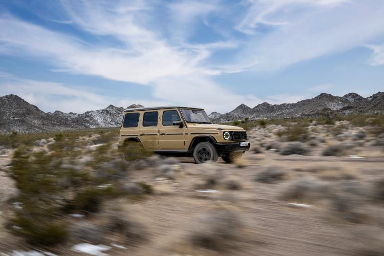 elektrifikacija-legende-novi-mercedes-benz-g-580-sa-eq-tehnologijom-28