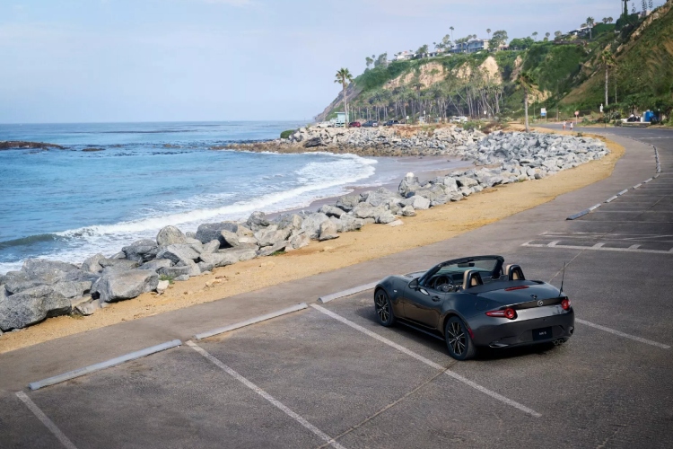 nova-mazda-miata-6