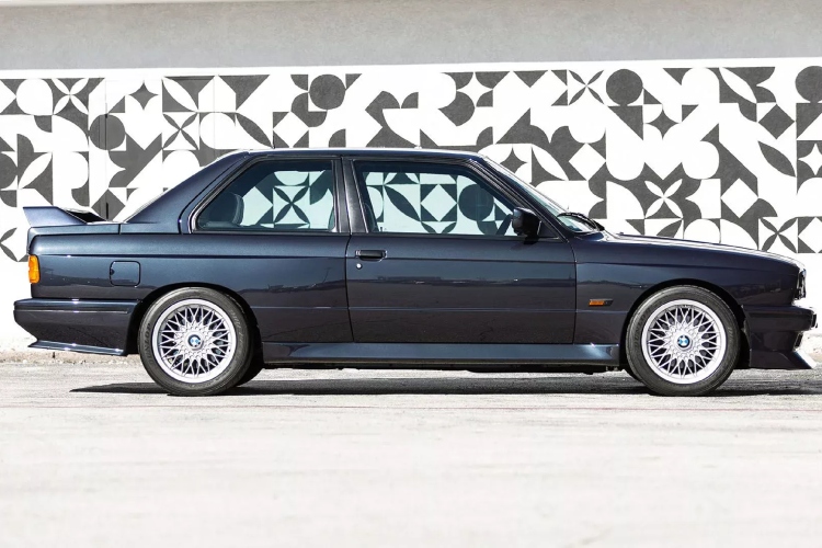 1-od-501-bmw-e30-m3-evolution-ii-je-vrhunski-sportski-automobil-za-voznju-14