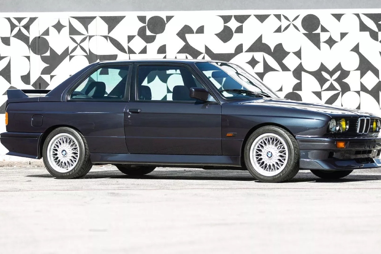 1-od-501-bmw-e30-m3-evolution-ii-je-vrhunski-sportski-automobil-za-voznju-16