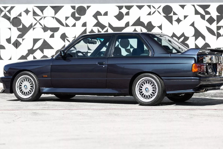 1-od-501-bmw-e30-m3-evolution-ii-je-vrhunski-sportski-automobil-za-voznju-24