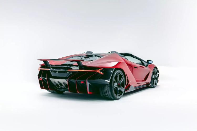 crveni-lamborghini-centenario-roadster-je-pravi-italijanski-jednorog-2