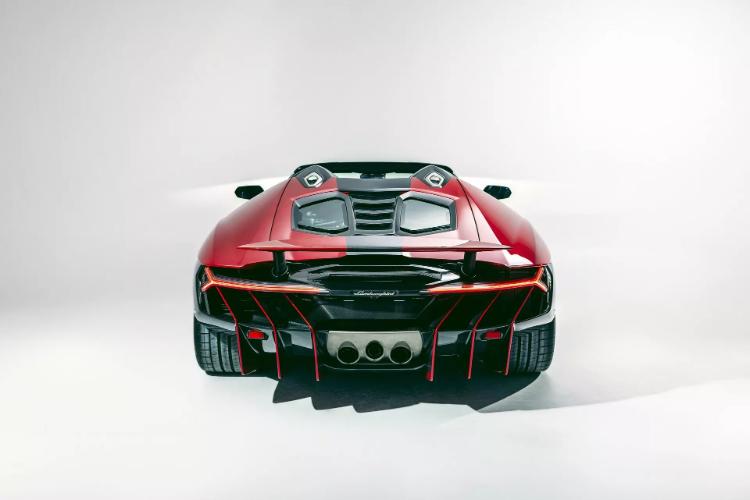 crveni-lamborghini-centenario-roadster-je-pravi-italijanski-jednorog-5