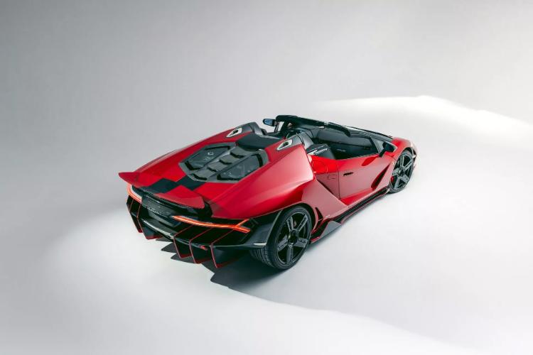 crveni-lamborghini-centenario-roadster-je-pravi-italijanski-jednorog-16