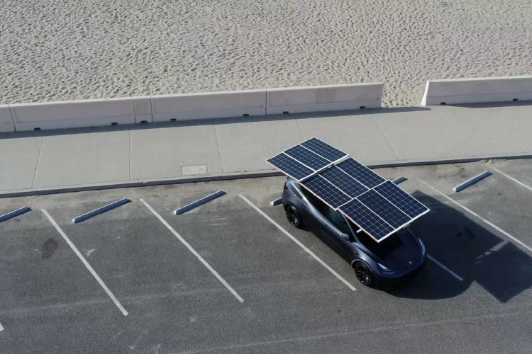 uradi-sam-solarni-krov-za-tesla-model-y-dodaje-32-km-prleaznom-opsegu-1