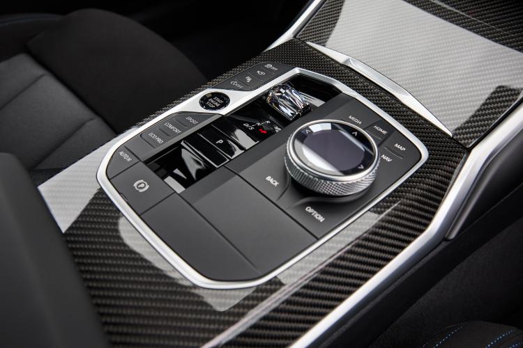 2025-bmw-serije-3-dobija-vise-snage-i-azuriran-izgled-25
