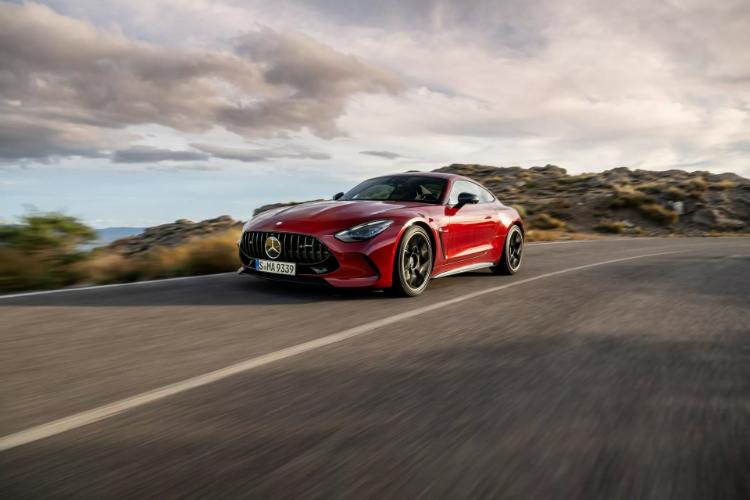 2024-mercedes-amg-gt-stize-ovog-proleca-sa-v8-snagom-i-cenom-od-134900-dolara-25