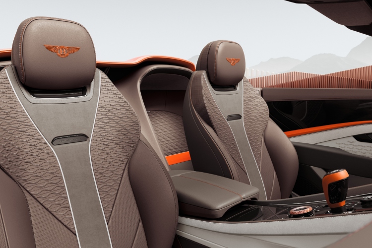 the-batur-convertible-novi-korak-u-luksuzu-performansama-i-personalizaciji-sa-mulliner-potpisom-3
