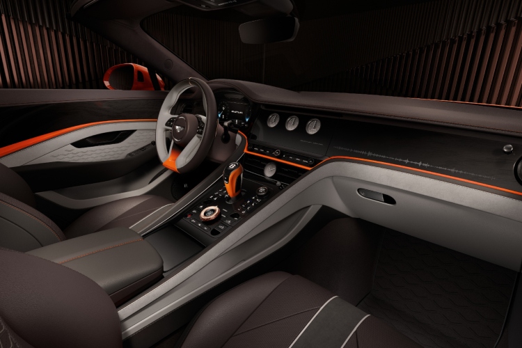 the-batur-convertible-novi-korak-u-luksuzu-performansama-i-personalizaciji-sa-mulliner-potpisom-4