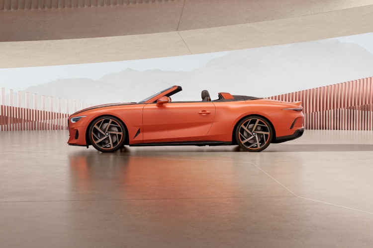 the-batur-convertible-novi-korak-u-luksuzu-performansama-i-personalizaciji-sa-mulliner-potpisom-12