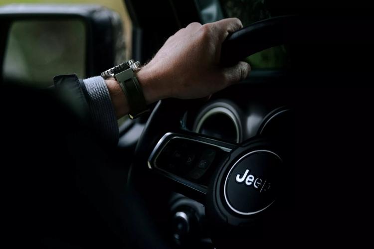 jeep-se-udruzuje-sa-marathon-watches-i-kreira-kolekciju-casovnika-6