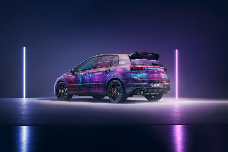 volkswagen-zapocinje-predprodaju-novog-mocnijeg-golf-gti01-31