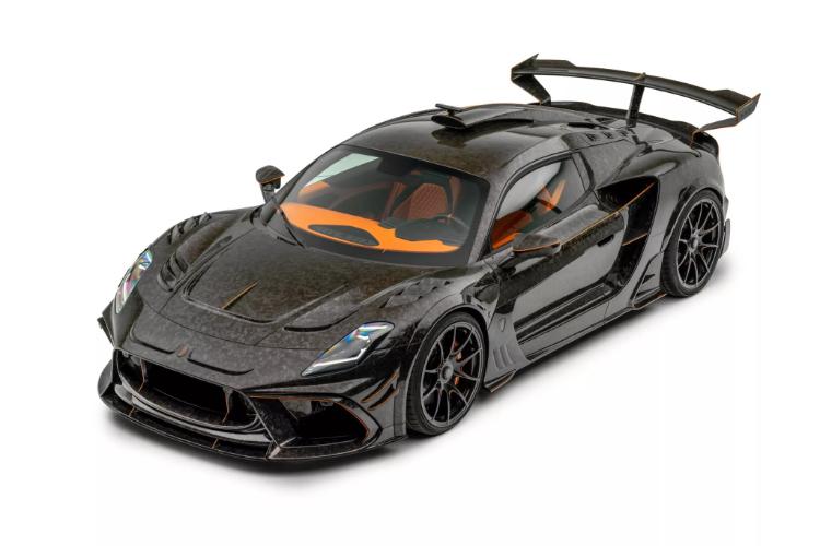 mansory-pretvara-maserati-mc20-u-betmobil-sa-740-ks-6