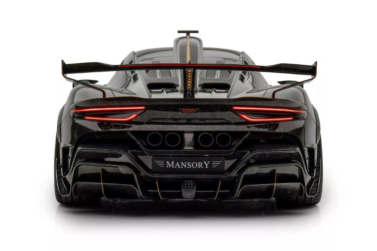 mansory-pretvara-maserati-mc20-u-betmobil-sa-740-ks-5