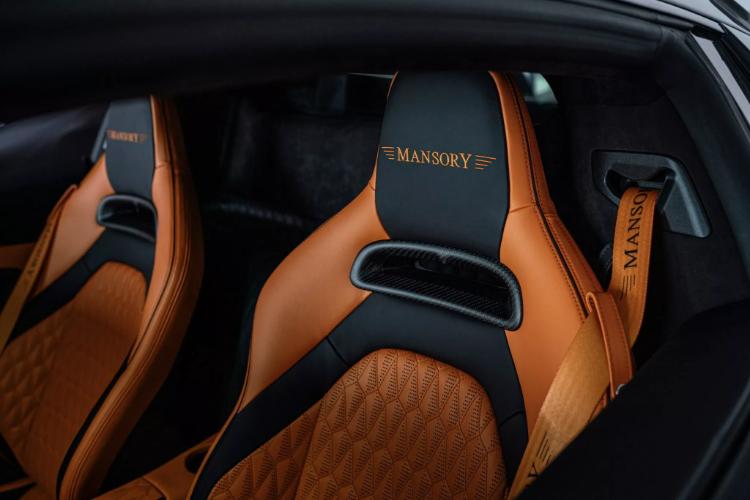 mansory-pretvara-maserati-mc20-u-betmobil-sa-740-ks-25