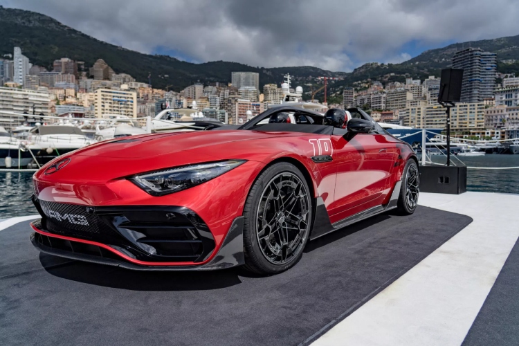 mercedes-amg-mythos-purespeed-sl-speedster-sa-f1-halo-zastitom-1