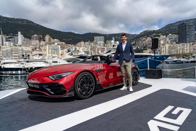 mercedes-amg-mythos-purespeed-sl-speedster-sa-f1-halo-zastitom-5