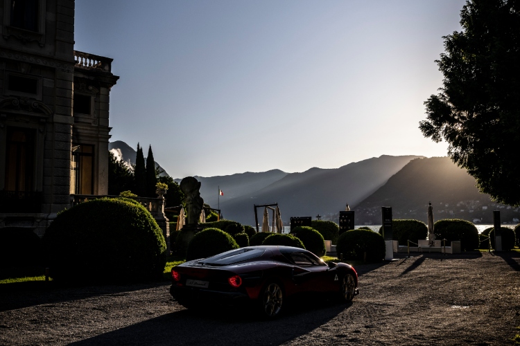 novi-alfa-romeo-33-stradale-trijumfuje-na-concorso-deleganza-villa-deste-2