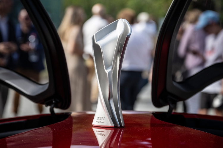 novi-alfa-romeo-33-stradale-trijumfuje-na-concorso-deleganza-villa-deste-41