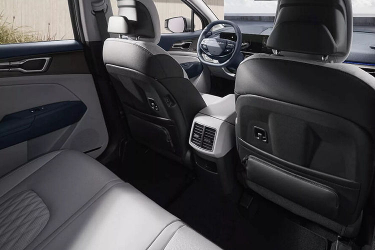 2026-kia-sportage-jos-ostriji-izgled-i-nova-8-stepena-automatika-10