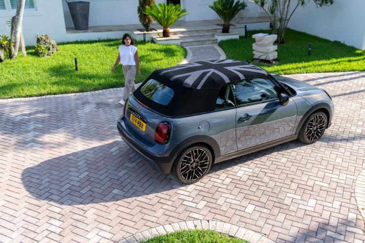 uvek-otvoren-neponovljivo-uzivanje-u-voznji-novog-mini-cooper-kabriolet-77