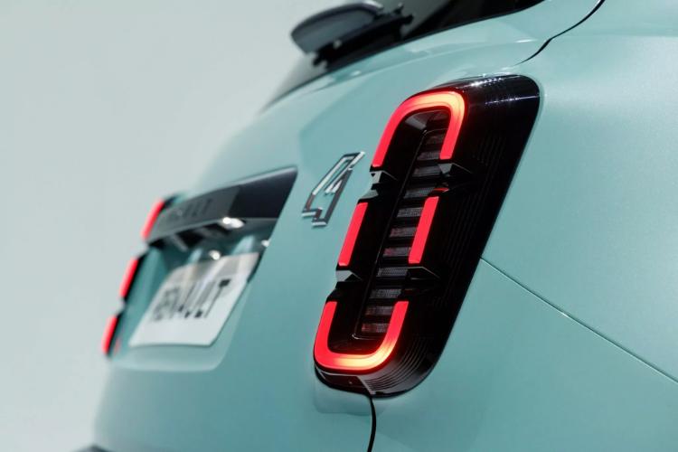 2025-renault-4-e-tech-mali-elektricna-suv-sa-retro-izgledom-26