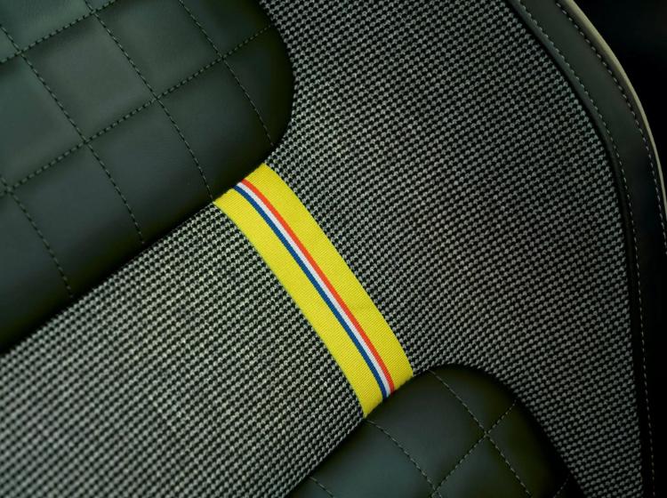 2025-renault-4-e-tech-mali-elektricna-suv-sa-retro-izgledom-72