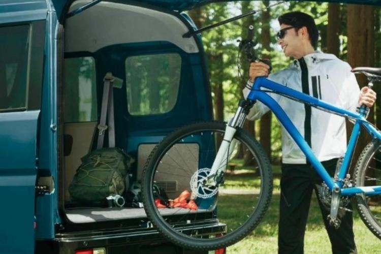 suzuki-every-j-limited-kada-kombi-odluci-da-glumi-suv-18