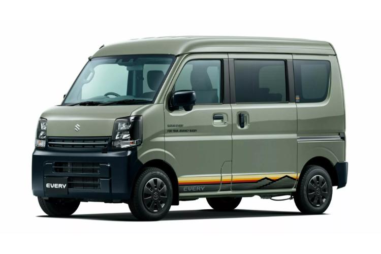 suzuki-every-j-limited-kada-kombi-odluci-da-glumi-suv-5
