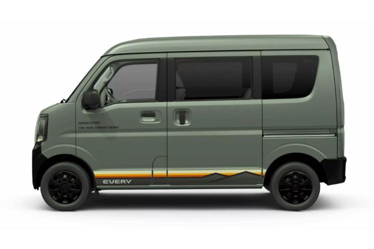 suzuki-every-j-limited-kada-kombi-odluci-da-glumi-suv-8