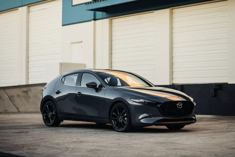 2026-mazda3-skuplja-ali-bar-jos-ima-menjac-koji-trazi-levu-nogu-9