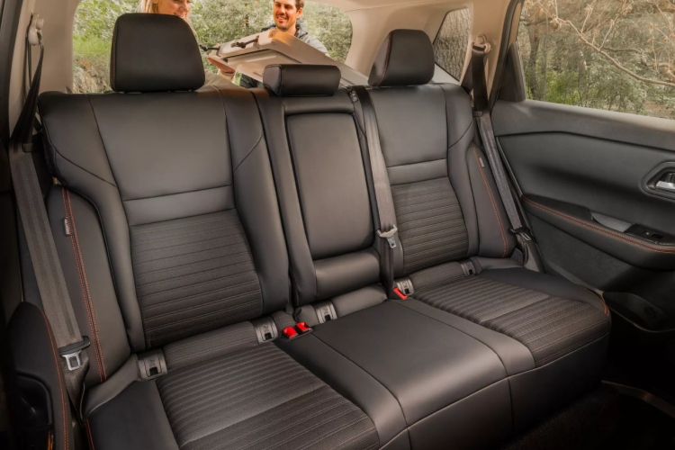 nissan-rogue-2026-vise-crnog-vise-opreme-i-vise-cene-6