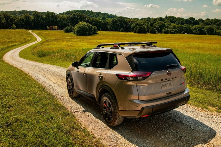 nissan-rogue-2026-vise-crnog-vise-opreme-i-vise-cene-21