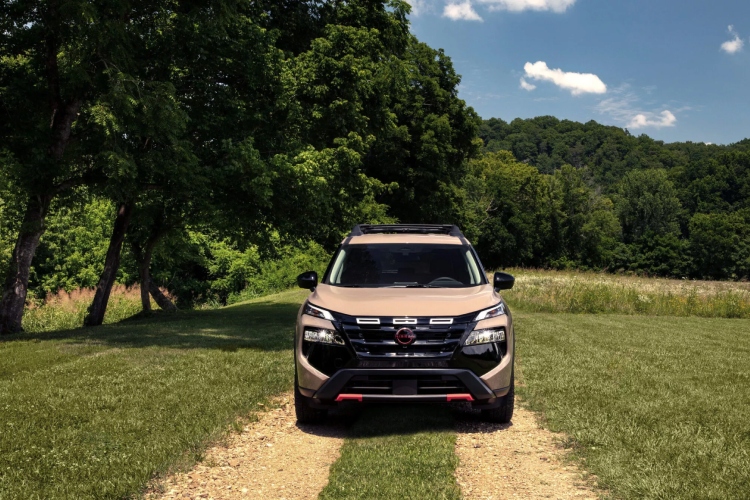 nissan-rogue-2026-vise-crnog-vise-opreme-i-vise-cene-23