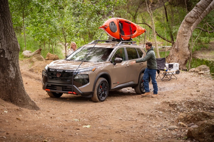 nissan-rogue-2026-vise-crnog-vise-opreme-i-vise-cene-25