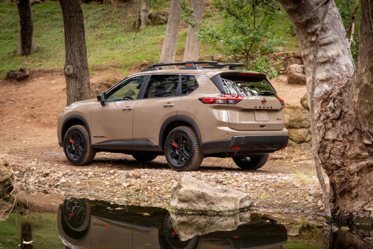 nissan-rogue-2026-vise-crnog-vise-opreme-i-vise-cene-29