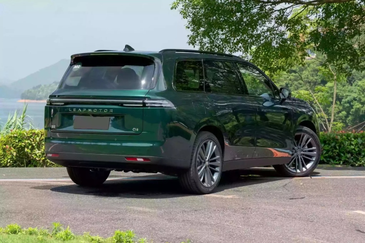 suv-za-7000-dolara-kineski-ceo-kaze-da-nismo-daleko-od-toga-5