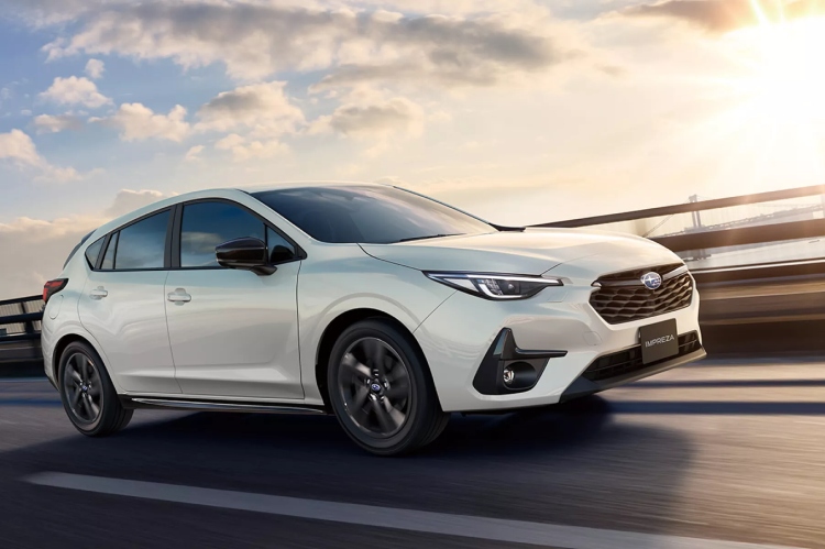 subaru-u-japanu-lansirao-posebne-edicije-sada-s-jos-vise-crnih-detalja-i-jednim-vrlo-narandzastim-crosstrekom-3