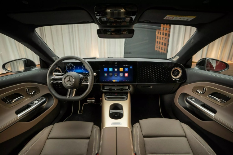 novi-mercedes-cla-zvezdana-fasada-ali-bez-duse-23