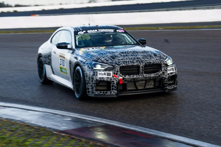 bmw-m2-racing-cetiri-cilindra-stari-duh-i-dovoljno-konja-da-zaboravis-na-sestaka-6