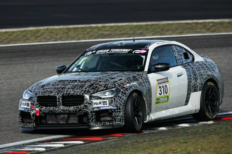 bmw-m2-racing-cetiri-cilindra-stari-duh-i-dovoljno-konja-da-zaboravis-na-sestaka-7