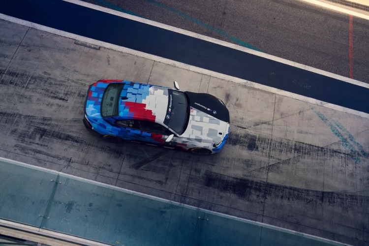 bmw-m2-racing-cetiri-cilindra-stari-duh-i-dovoljno-konja-da-zaboravis-na-sestaka-9